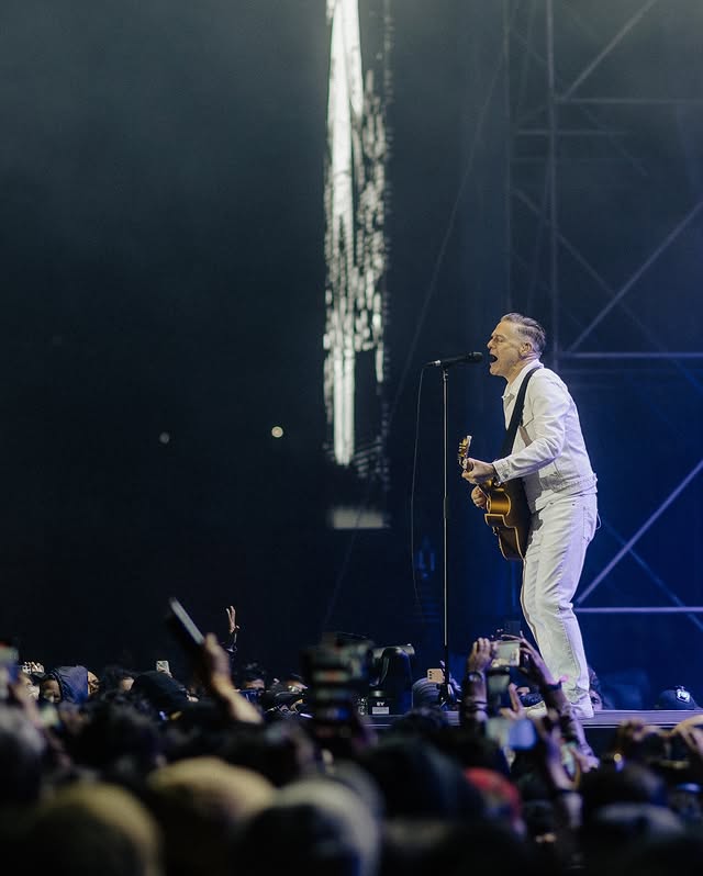 Image gallery marquee